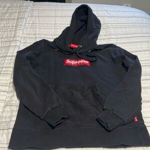 Barely used Supreme Hoodie